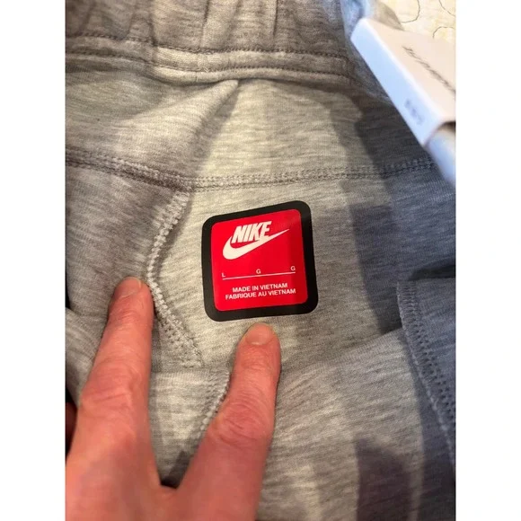 Nike Tech Boys Shorts Heather Gray Standard Fit Size Large - Picture 5 of 6